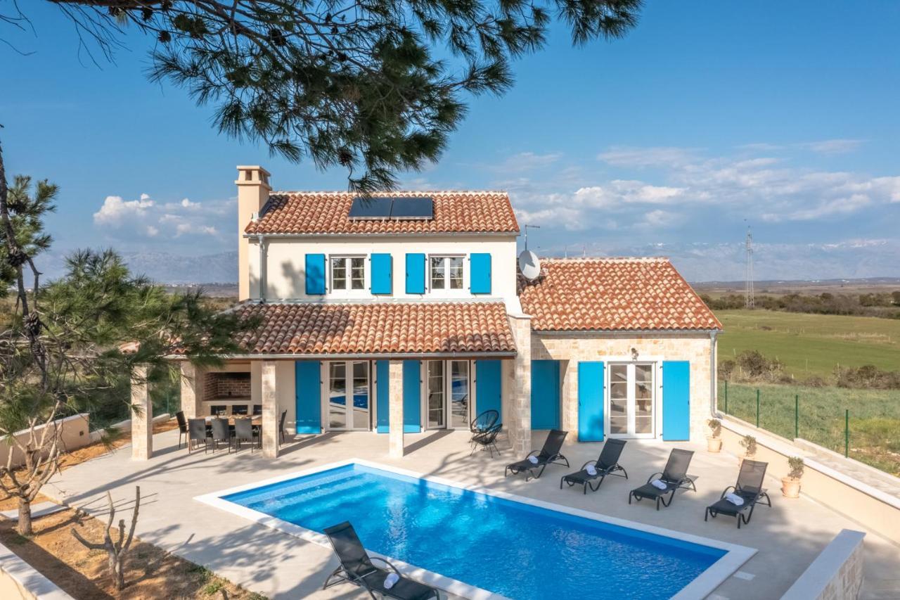 Villa Mediterra Prima Nin Buitenkant foto